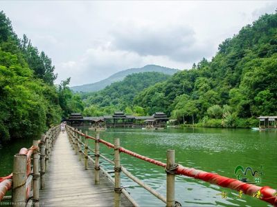 古东森林瀑布景区