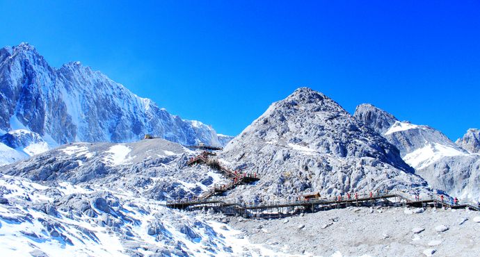 玉龙雪山